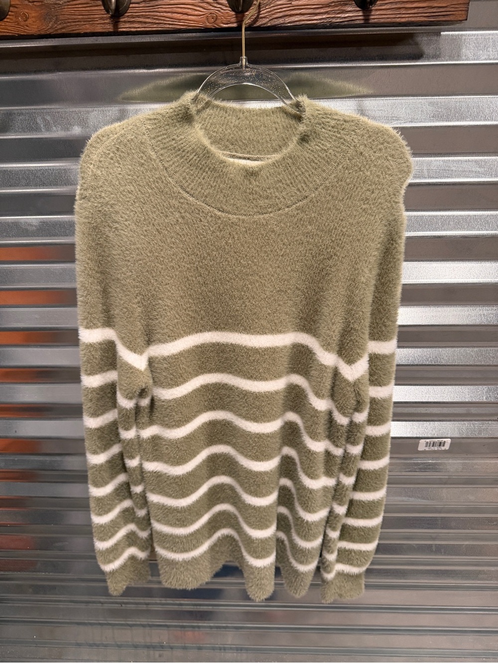 Bailey 44 sweater size medium
